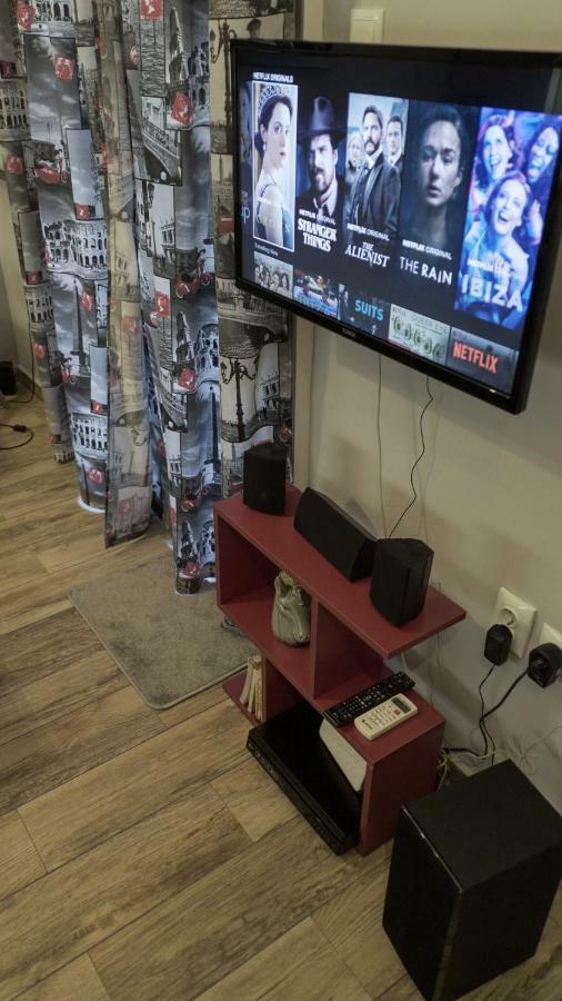 D16-Cosy Downtown Apartment Ateny Zewnętrze zdjęcie
